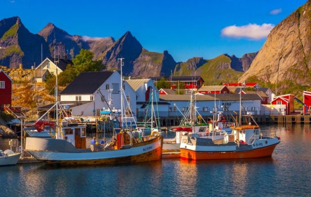 Νορβηγία: Σύσταση στους πολίτες της να μην κάνουν διακοπές σε άλλη χώρα