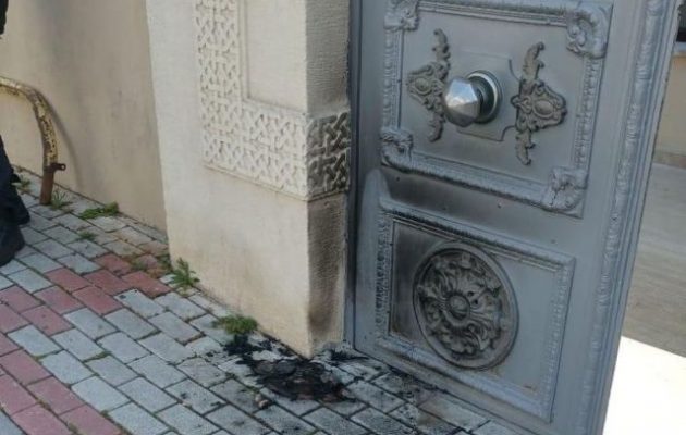 Τούρκος αποπειράθηκε να βάλει φωτιά σε αρμενική εκκλησία στην Κωνσταντινούπολη επειδή «έφτιαξαν τον κορωνοϊό»