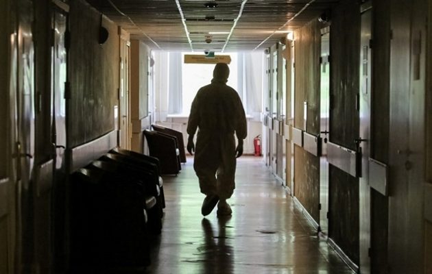 18.000 ασθενείς με κορωνοϊό σε σοβαρή κατάσταση σε νοσοκομεία της Μόσχας