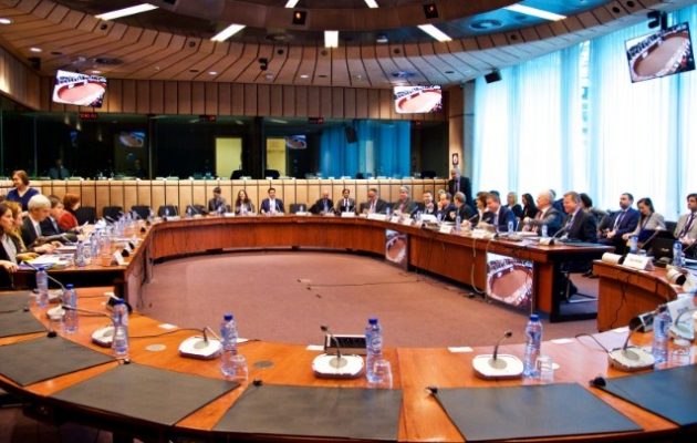 Eurogroup: Λιγότερα από 4 δισ. ευρώ τα «φθηνά» δάνεια που μπορεί να πάρει η Ελλάδα από τον ESM