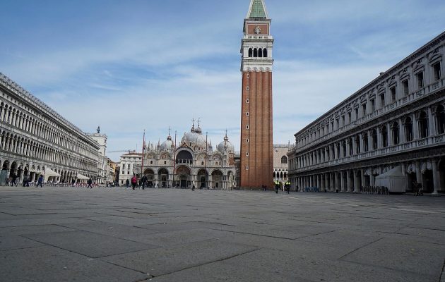 Ιταλία: 1,8 δισ. ευρώ θα χάσει ο τουρισμός από την έλλειψη μόνο Αμερικάνων τουριστών λόγω κορωνοϊού