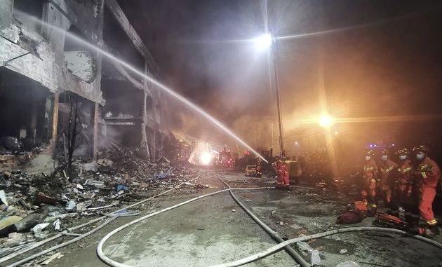 Κίνα: Έκρηξη βυτιοφόρου – Τουλάχιστον 14 νεκροί και 168 τραυματίες