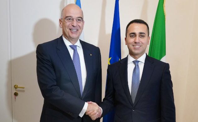 Ελλάδα και Ιταλία υπογράφουν συμφωνία για ΑΟΖ