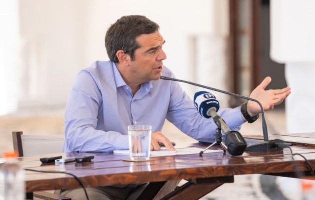 Τσίπρας: Η κυβέρνηση μάς έβαλε σε ύφεση πριν τον κορωνοϊό