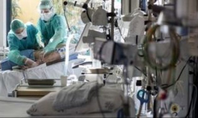 Ο κορωνοϊός κατέστρεψε τους πνεύμονες 20χρονης χωρίς υποκείμενα νοσήματα