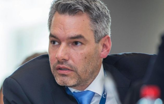 Στην Ελλάδα ο Αυστριακός υπουργός Εσωτερικών για το μεταναστευτικό – Συνάντηση με Μητσοτάκη