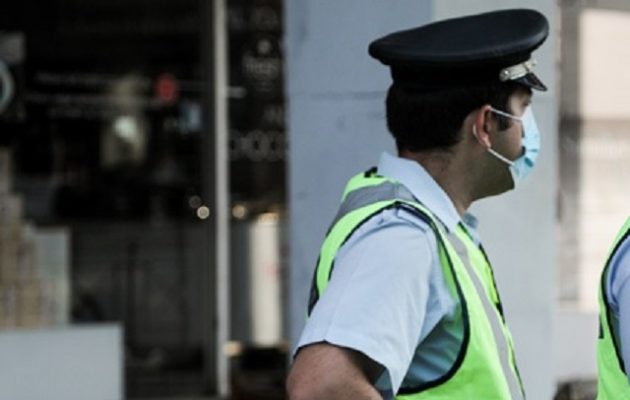 Ο κορωνοϊός «χτύπησε» την ΕΛΑΣ: 32 αστυνομικοί θετικοί στον Covid-19