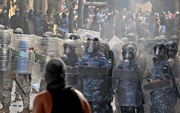 Λίβανος: Νέες συγκρούσεις μεταξύ δυνάμεων ασφαλείας και διαδηλωτών στη Βηρυτό