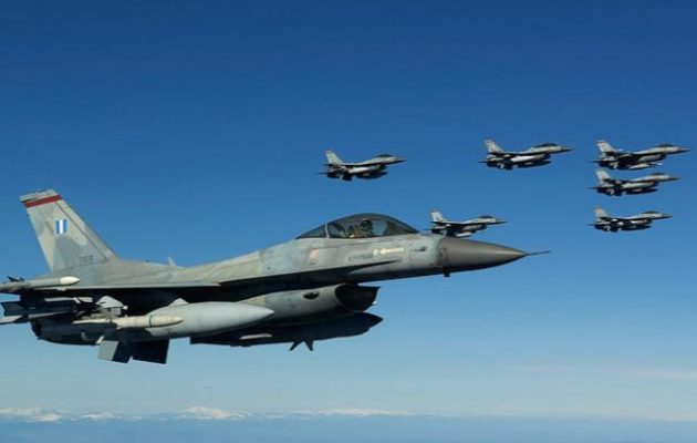 Έξι ελληνικά F-16 πέταξαν κάτω από τα τουρκικά ραντάρ και έφτασαν αθέατα στην Κύπρο