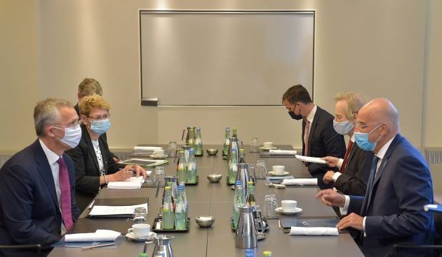 Ο Δένδιας προειδοποίησε τον Στόλτενμπεργκ: «Επιδεικνύουμε ψυχραιμία αλλά…» θα πατήσουμε το κουμπί