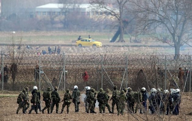 O Χρυσοχοΐδης αποκάλυψε άγνωστο διάλογο αξιωματικού της Frontex με Τούρκο στον Έβρο