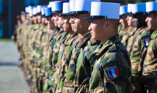 Η Γαλλία μπορεί να στείλει εντός ενός μηνός 20.000 στρατιώτες στην Ουκρανία