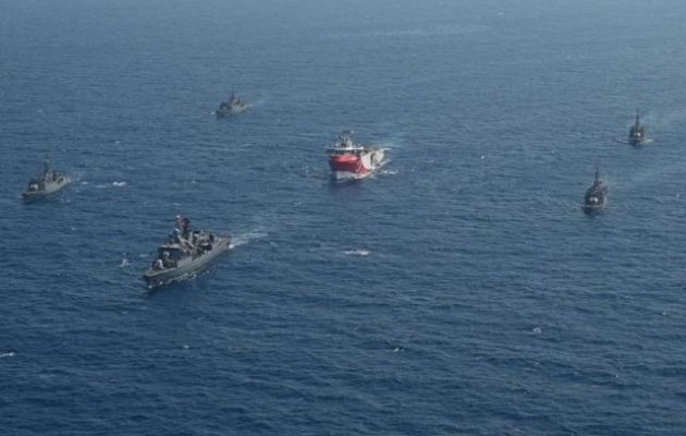 Το «Ορούτς Ρέις» επιστρέφει στην ελληνική ΑΟΖ – «Να του κόψουμε τα καλώδια»