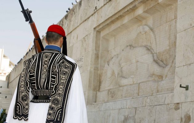 Καταγγελίες-σοκ για απάνθρωπα καψόνια στην Προεδρική Φρουρά