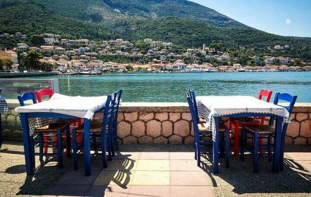 Τραγωδία για τον ελληνικό τουρισμό: 15 δισ. ευρώ λιγότερες εισπράξεις φέτος