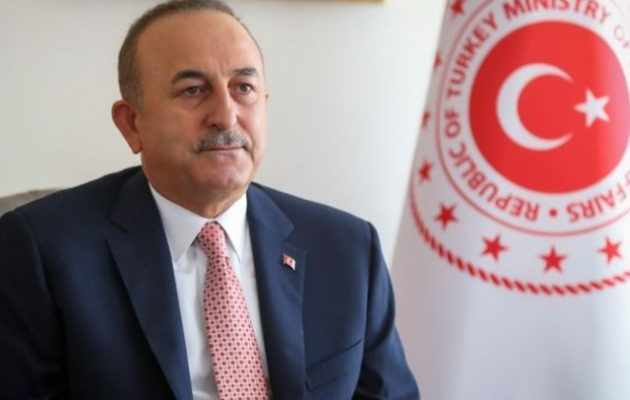 Ο Τσαβούσογλου επιμένει στη «Γαλάζια Πατρίδα» και κλαίγεται που οι Αμερικανοί προτιμούν τους Έλληνες