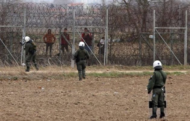 Ο Ερντογάν ετοιμάζεται να μας χτυπήσει με το μεταναστευτικό «υπερόπλο» του – Τι εκτιμά ο Κουμουτσάκος