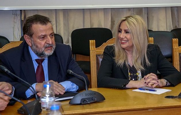 Η Γεννηματά στηρίζει τον Κεγκέρογλου για το «παρών» στην άρση ασυλίας Πολάκη