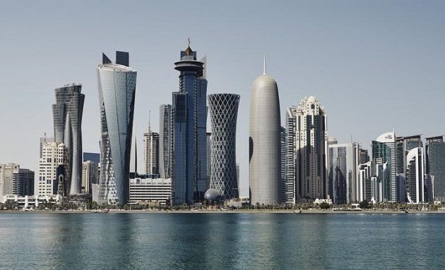 Ένα βήμα πριν τη χρεοκοπία το πλούσιο Κουβέιτ