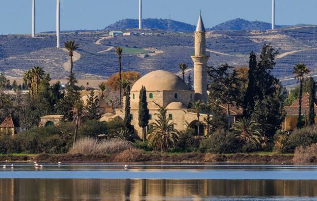 Τζιχαντιστής ιμάμης του Ερντογάν προτρέπει σε «τζιχάντ» για την «απελευθέρωση» του τάφου της Ουμ Χαράμ στην Κύπρο