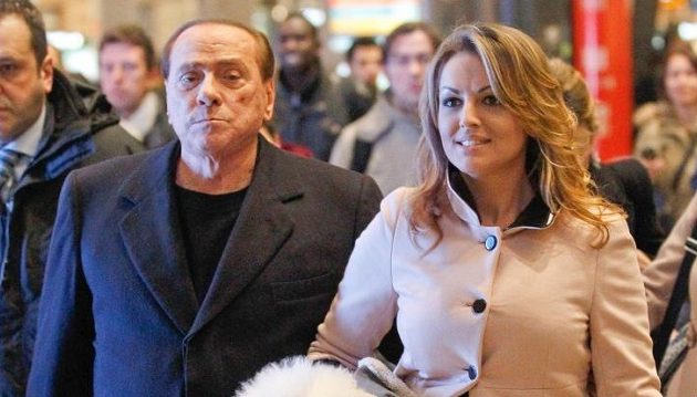 Θετική στον κορωνοϊό η σύντροφος και τα παιδιά του Σίλβιο Μπερλουσκόνι