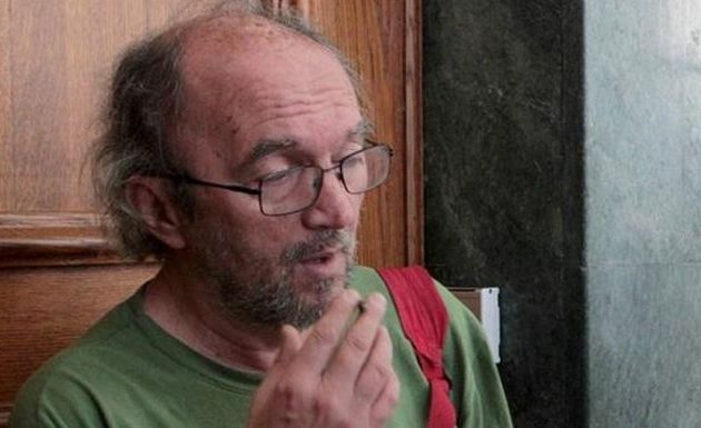 Επίθεση Λάμπρου στο «πατριωτικό ΠΑΣΟΚ» του «βυθίσατε το Χόρα» και στην Τζάκρη