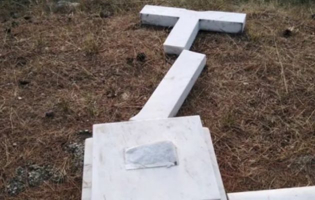 Τατόι: Βανδάλισαν τους τάφους Παύλου και Φρειδερίκης