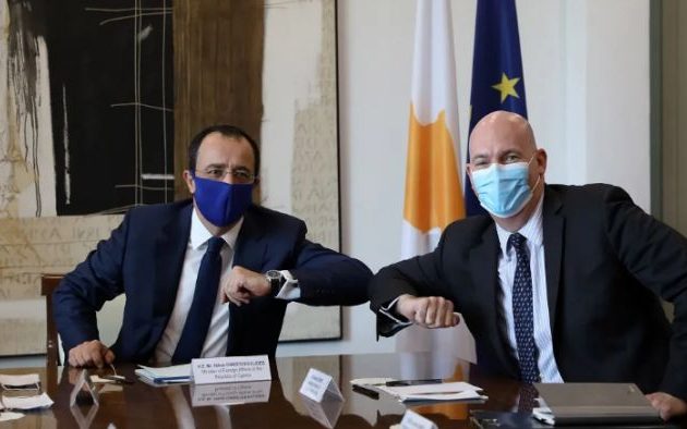 Χριστοδουλίδης-Κλαρκ: Ενίσχυση συνεργασίας ΗΠΑ-Κύπρου σε άμυνα κι ασφάλεια