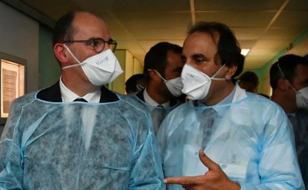 Γάλλος πρωθυπουργός για πανδημία: «Δεν είναι η κατάλληλη ώρα να χαλαρώσουν οι περιορισμοί»