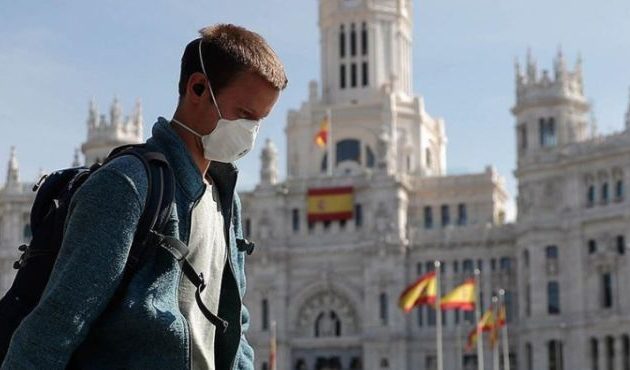 Η Ισπανία θα ξεκινήσει ολοκληρωμένο πρόγραμμα εμβολιασμού τον Ιανουάριο