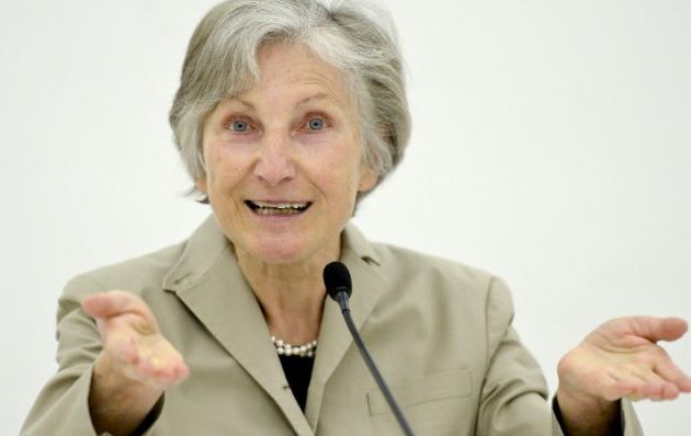 Ίρμγκαρντ Γκρις: Μόνη λύση ο υποχρεωτικός εμβολιασμός