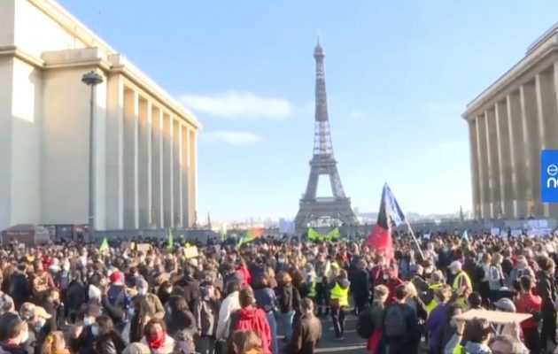Γαλλία: Διαδηλώσεις κατά του ν/σ που περιορίζει τη μετάδοση εικόνων αστυνομικών