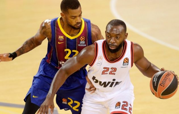 Euroleague: Πέρασε νικηφόρα από την Μπαρτσελόνα ο Ολυμπιακός 96-88