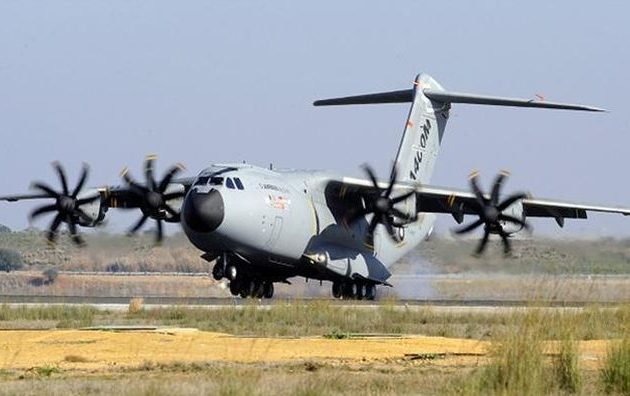 Δύο τουρκικά Airbus A400 προσγειώθηκαν στη Λιβύη – Πολεμικό τελεσίγραφο Χαφτάρ στην Τουρκία