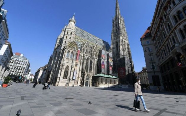 Κορωνοϊός: Αυστηρά μέτρα περιορισμών σε Αυστρία, Σκωτία και Βόρεια Ιρλανδία