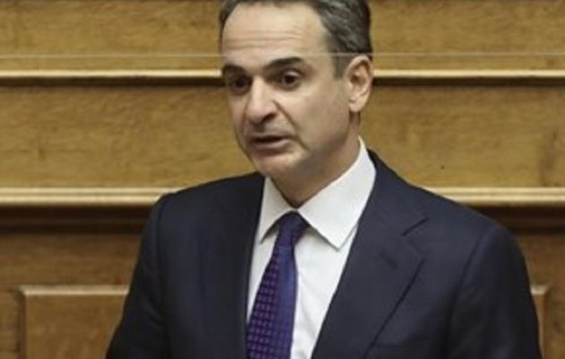 Το σαρδάμ του Μητσοτάκη στη Βουλή: Δεν μπορούσε να πει τη λέξη «συνταξιούχοι» (βίντεο)