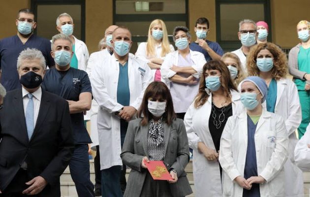 Η Πρόεδρος επισκέφθηκε το νοσοκομείο πρώτης γραμμής «Σωτηρία»