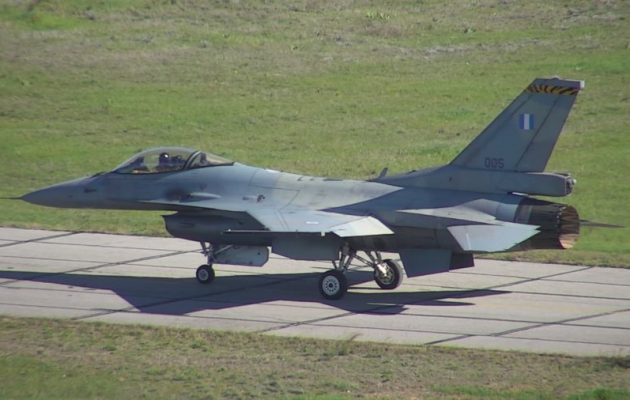 Το πρώτο ελληνικό F-16 αναβαθμισμένο σε Viper έκανε την Κυριακή την παρθενική του πτήση