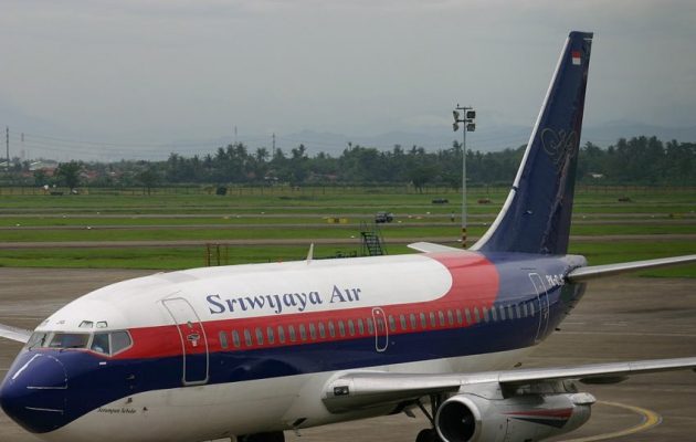 Τραγωδία στην Ινδονησία: Συνετρίβη αεροσκάφος με 62 επιβαίνοντες (βίντεο)