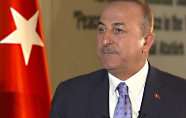 Ο Τσαβούσογλου είπε στον Ερντογάν ότι θα παραιτηθεί εάν απελαθούν οι δυτικοί πρεσβευτές