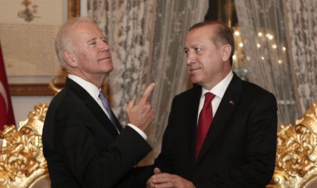 Ο Ερντογάν τρέμει μην «πληρώσει ένα τίμημα» όπως έχει δηλώσει ο Μπάιντεν