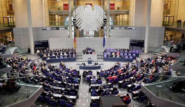 Δεν είναι όλοι οι Γερμανοί ίδιοι – Σε υψηλούς τόνους συζήτηση στη γερμανική Βουλή για τις εξαγωγές όπλων στην Τουρκία