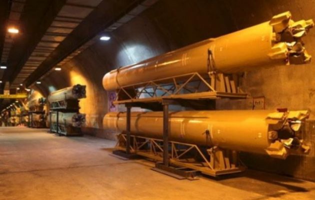 Το Ιράν ανακοίνωσε ότι ολοκλήρωσε την κατασκευή παράκτιων υπόγειων πυραυλικών εγκαταστάσεων