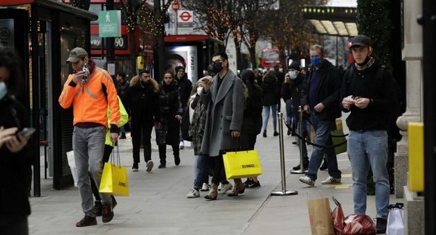 Επίδομα σε όσους έχουν κορωνοϊό εξετάζει η Βρετανία