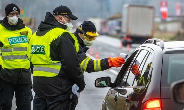 Η Γερμανία έκλεισε τα σύνορα με Τσεχία, Σλοβακία και Τιρόλο – Έντονη αντίδραση Κομισιόν