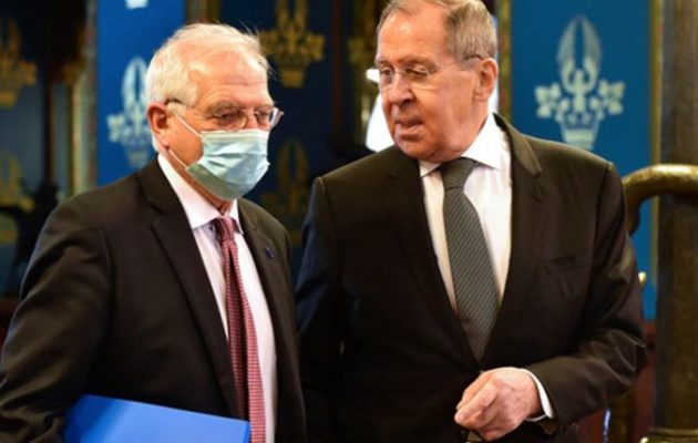 Μετά την ταπείνωσή του ο Μπορέλ θέλει να επιβάλλει κυρώσεις στη Ρωσία