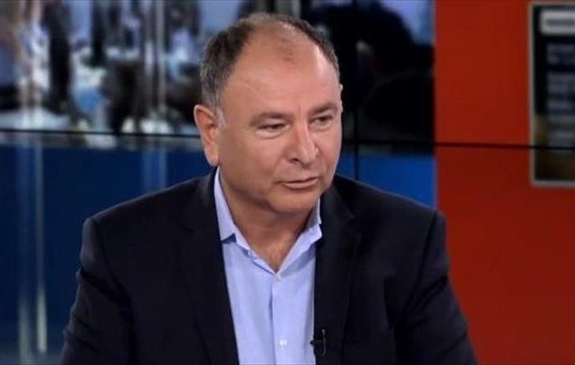 Πέθανε ο Ανδριανός Μιχάλαρος μετά από πολυήμερη μάχη με τον κορωνοϊό