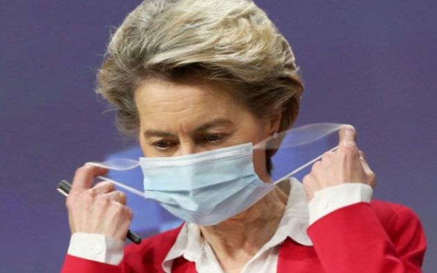 Η Ούρσουλα παραδέχτηκε ότι απέτυχε με τους εμβολιασμούς