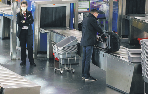 Χωρίς 7ημερη καραντίνα οι Ισραηλινοί που έχουν εμβολιαστεί και έχουν και αρνητικό τεστ Covid19