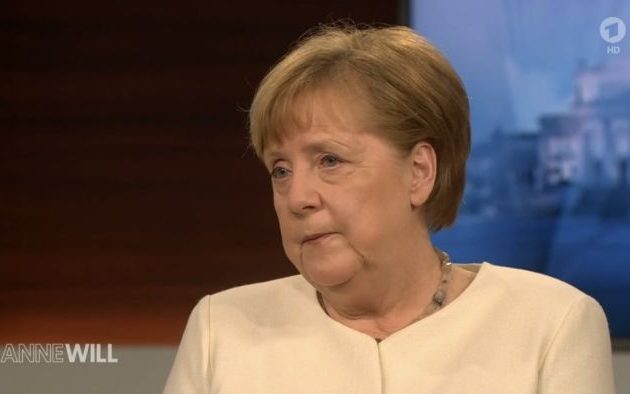Στη Γερμανία «πρέπει να μάθουμε να ελισσόμαστε» λέει η Μέρκελ ενώ η πανδημία δεν ελέγχεται